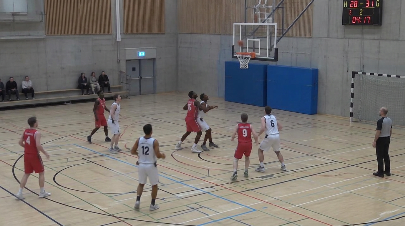 Kampklip: #15 kæmper om rebound